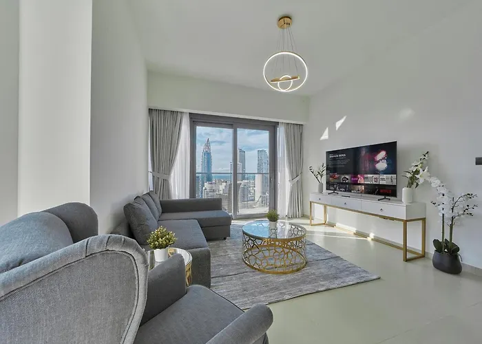 Majestic Act One 2Br 42Nd Floor- Downtown & Sea View