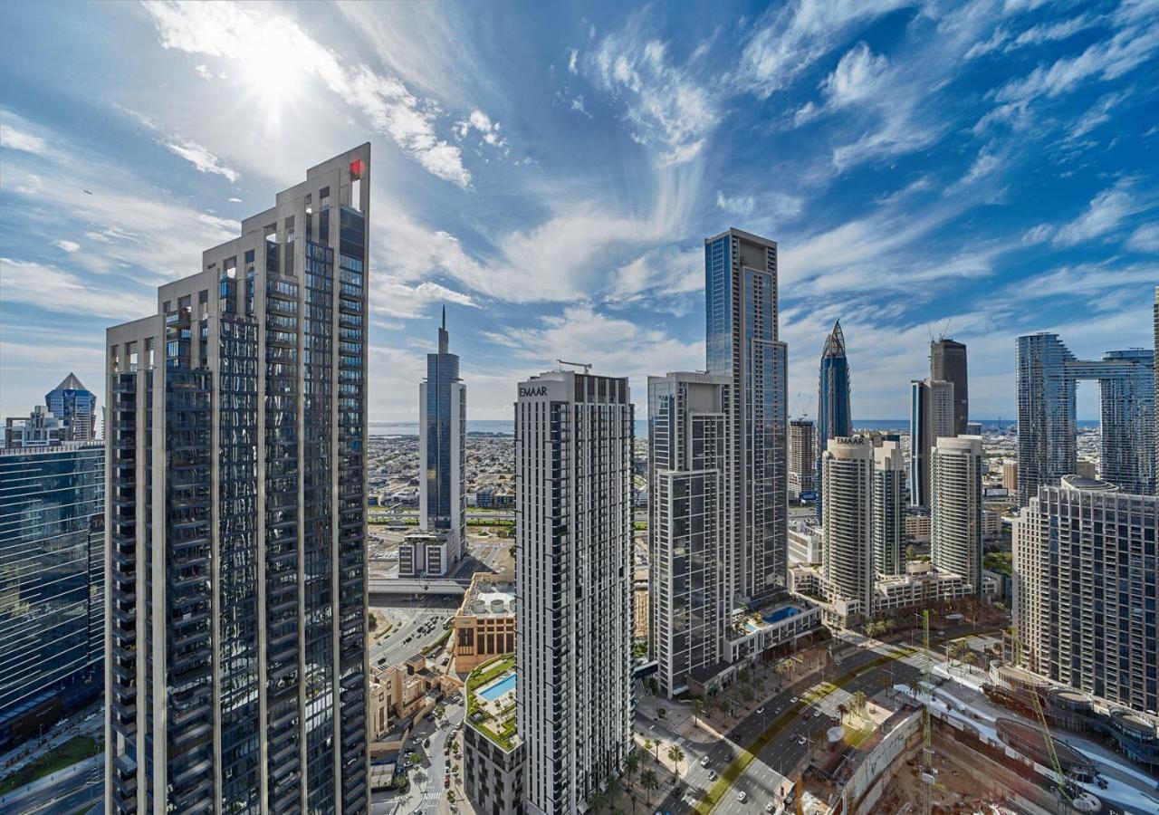 Majestic Act One 2br 42nd Floor- Downtown & Sea View Apartment *