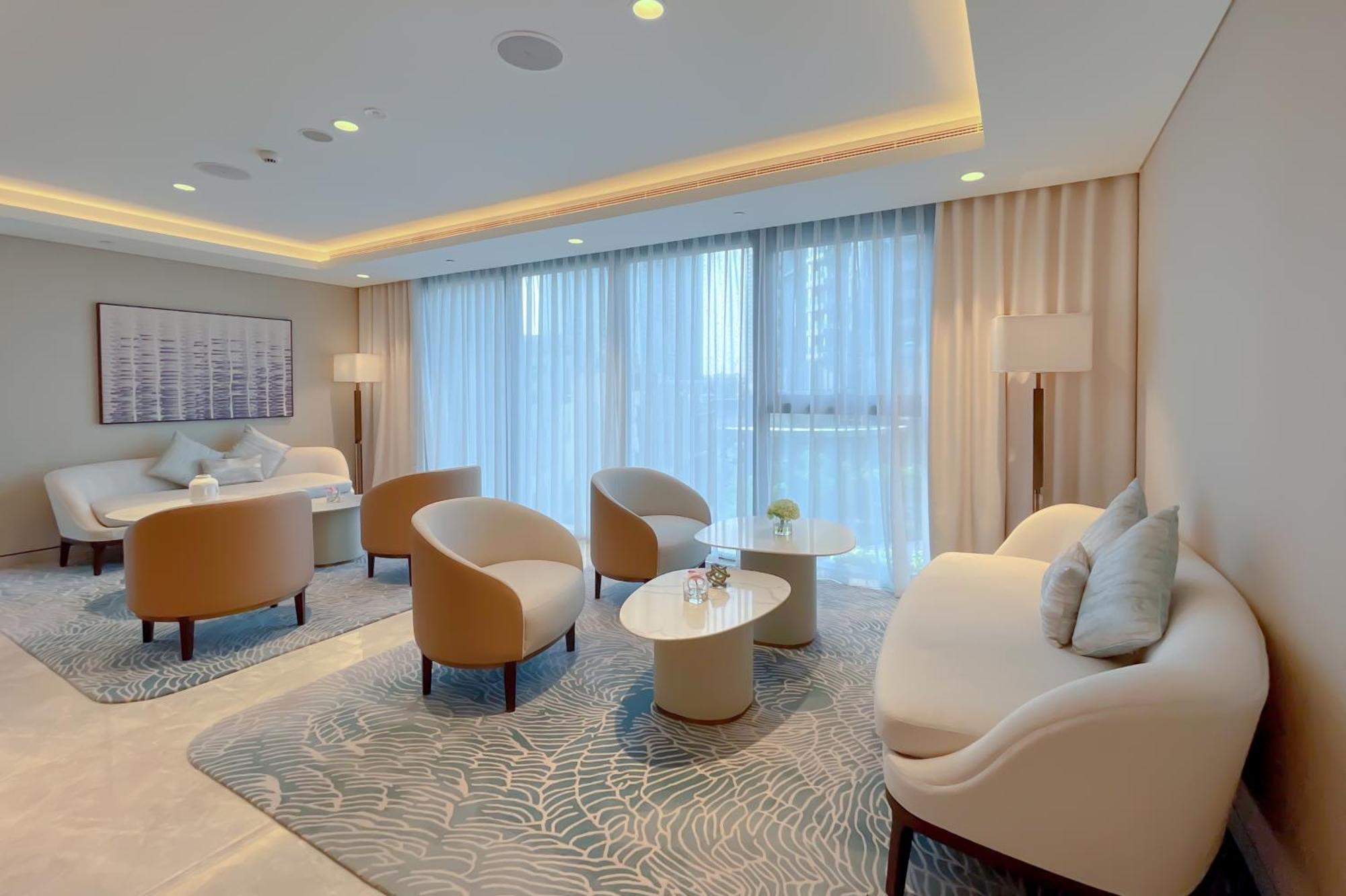 Majestic Act One 2br 42nd Floor- Downtown & Sea View * Dubai