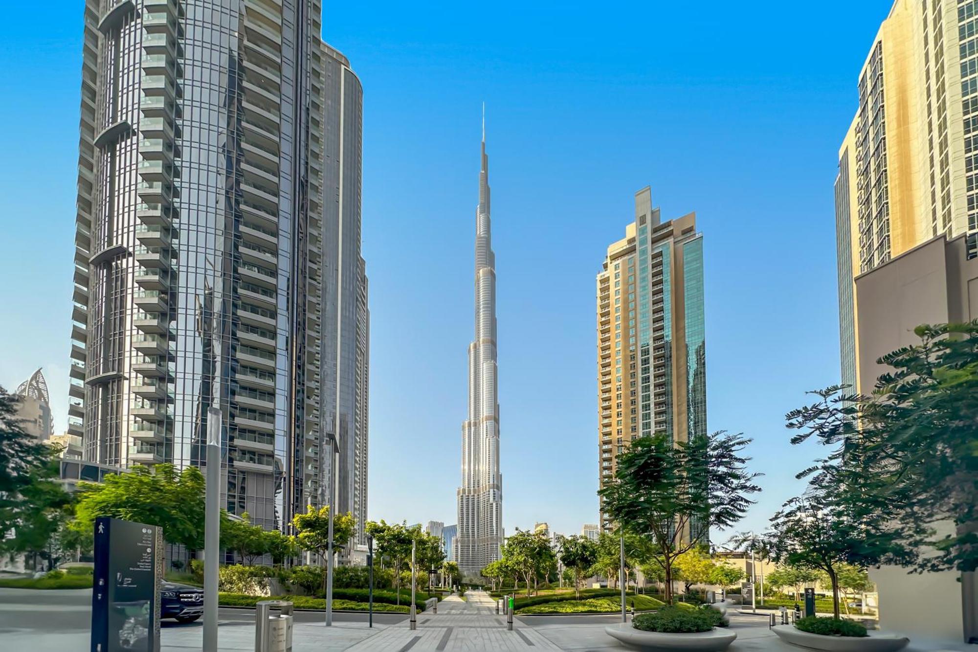 Majestic Act One 2br 42nd Floor- Downtown & Sea View Apartment Dubai