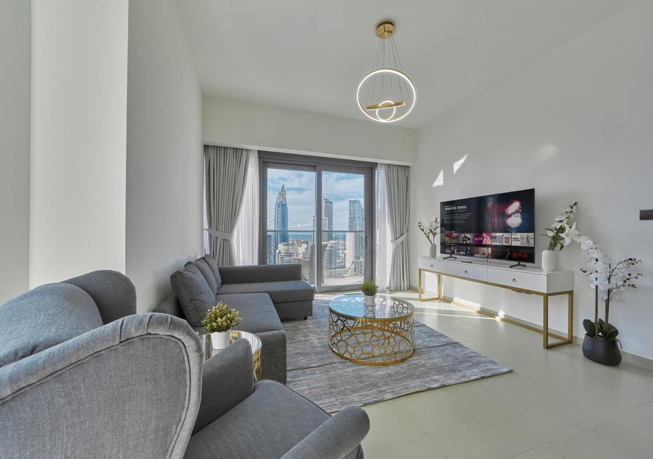 Majestic Act One 2br 42nd Floor- Downtown & Sea View Apartment *