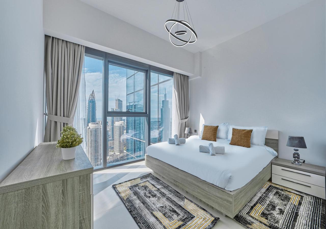 Majestic Act One 2br 42nd Floor- Downtown & Sea View *